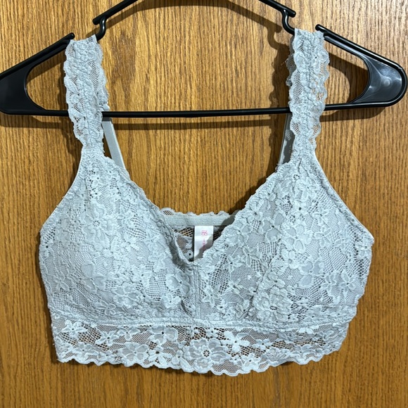 3 pc bundle bralettes with adjustable straps & padding M - Picture 8 of 11